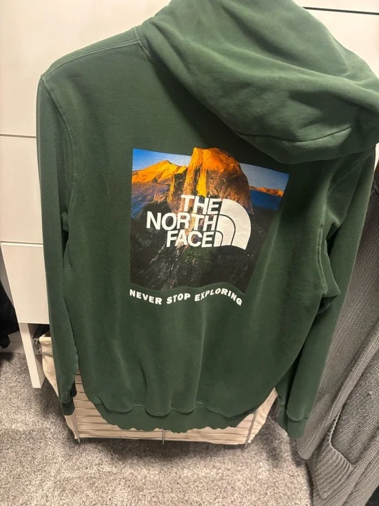 The North Face Men’s Forest Green Hoodie Pullover - Picture 1 of 3